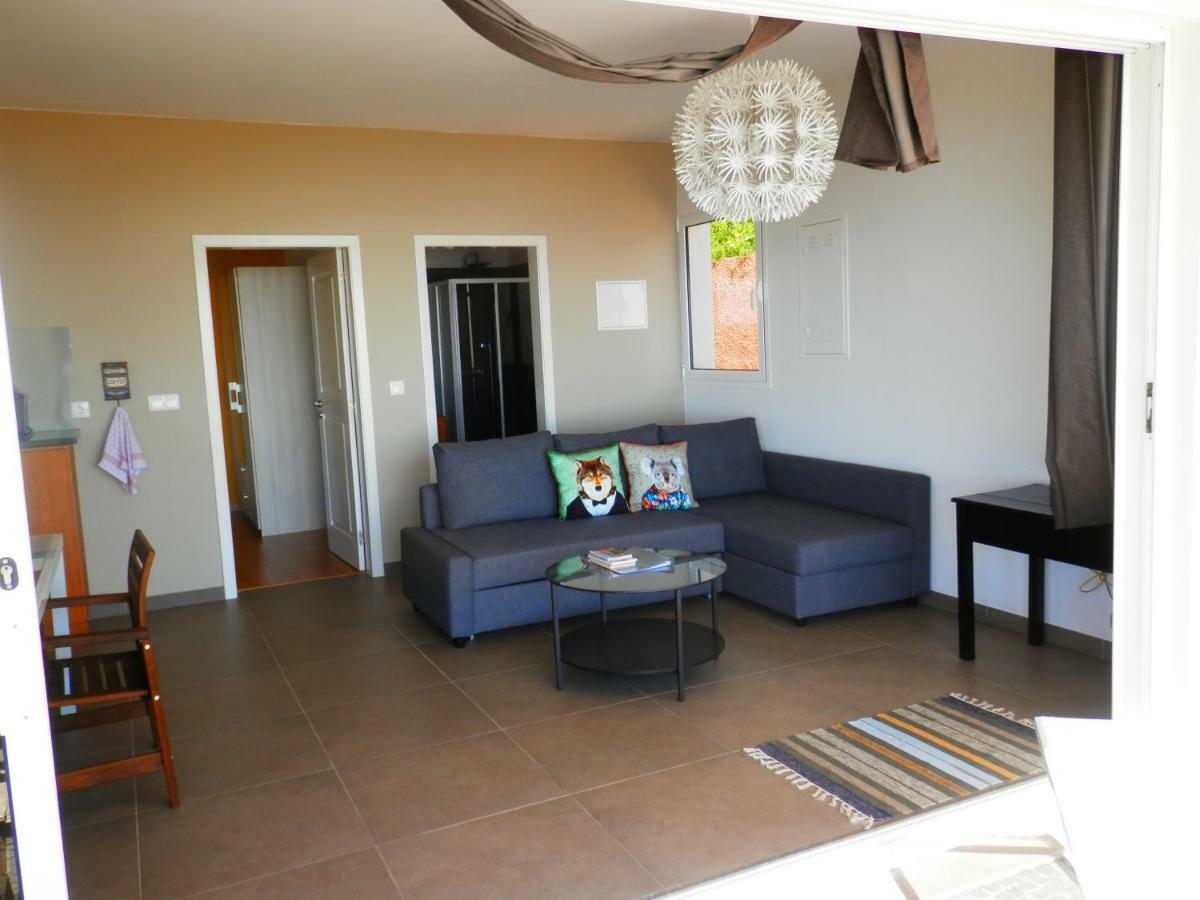 Au Petit Madere Villa ปราเซเรช ภายนอก รูปภาพ